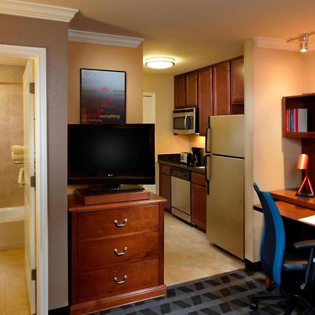 Towneplace Suites Houston North/Shenandoah Exterior photo